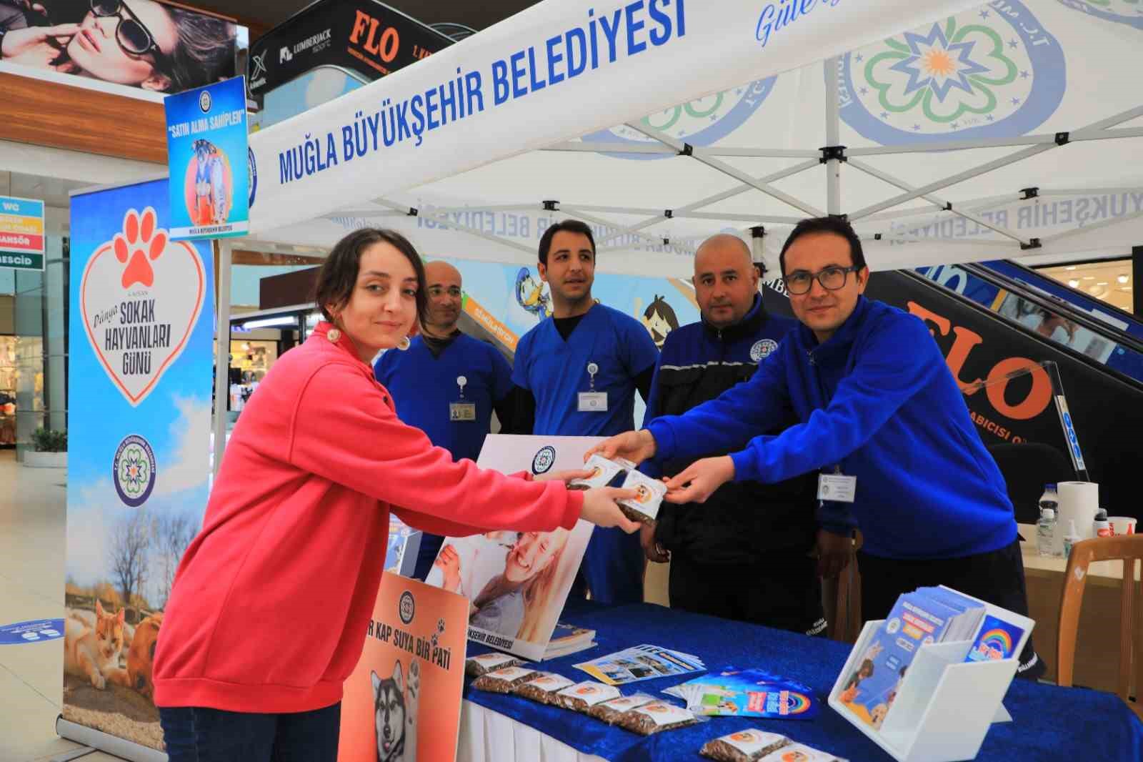 MUĞLA BÜYÜKŞEHİR BELEDİYESİ, SOKAK HAYVANLARINA DİKKAT ÇEKMEK VE FARKINDALIK OLUŞTURMAK