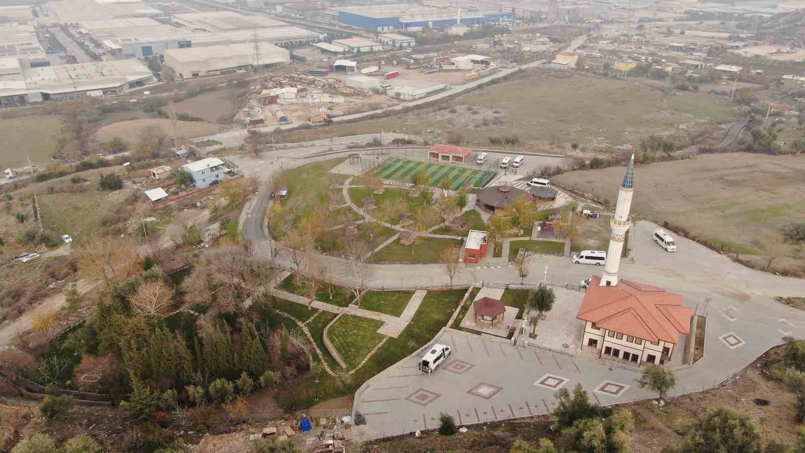 YUNUSEMRE BELEDİYESİ’NİN ÇAPAÇARIK TÜRBESİ VE ÇEVRESİNDE BAŞLATTIĞI RESTORASYON VE ÇEVRE