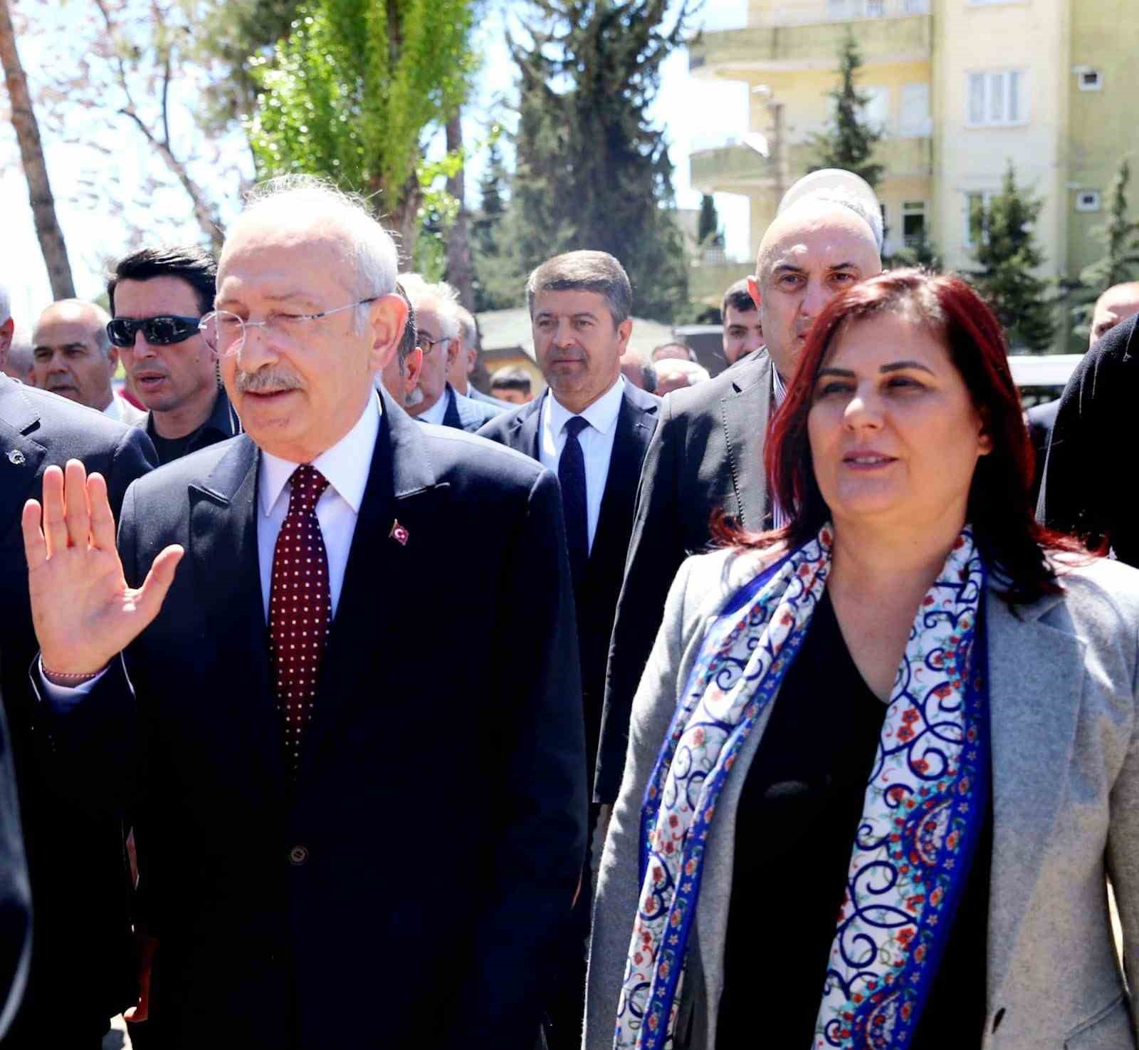 AYDIN BÜYÜKŞEHİR BELEDİYE BAŞKANI ÖZLEM ÇERÇİOĞLU, BAYRAMIN İLK GÜNÜNÜ ADIYAMAN’DAKİ