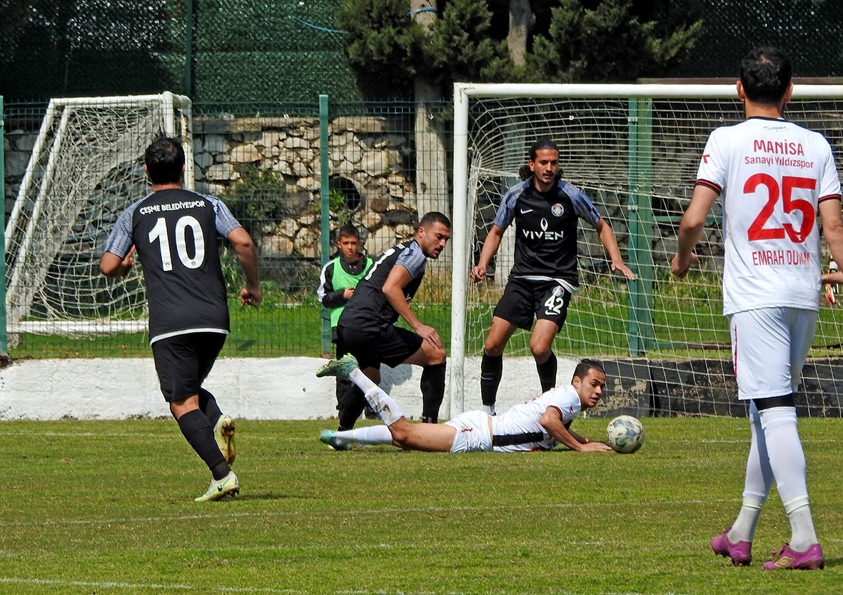 ÇEŞME BELEDİYESPOR BÖLGESEL AMATÖR LİG 10. GRUP'TA LİGİN BİTİMİNDEN SON