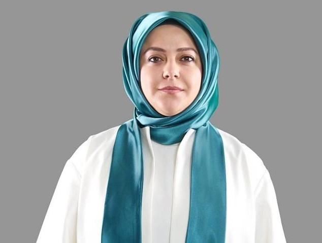 CHP’Yİ FETÖ’CÜLÜK VE PKK’LILARI KORUMAKLA SUÇLAYAN TAHA ÜN’ÜN EŞİ SEMA