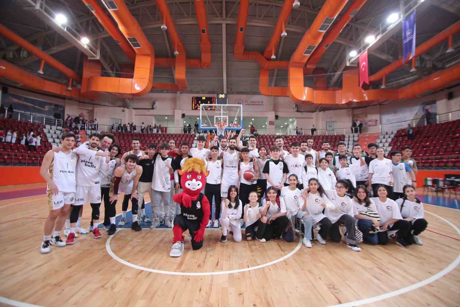 TÜRKİYE BASKETBOL 2. LİGİ PLAY-OFF İLK TURUNDA İBB'Yİ SERİDE 2-1