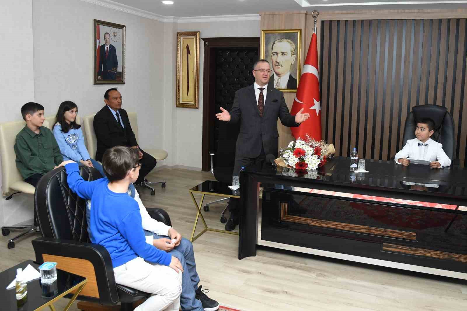 ANTALYA (İHA) – ISPARTA NAŞİDE HALİL GELENDOST İLKOKULU ÖĞRENCİLERİ, 23