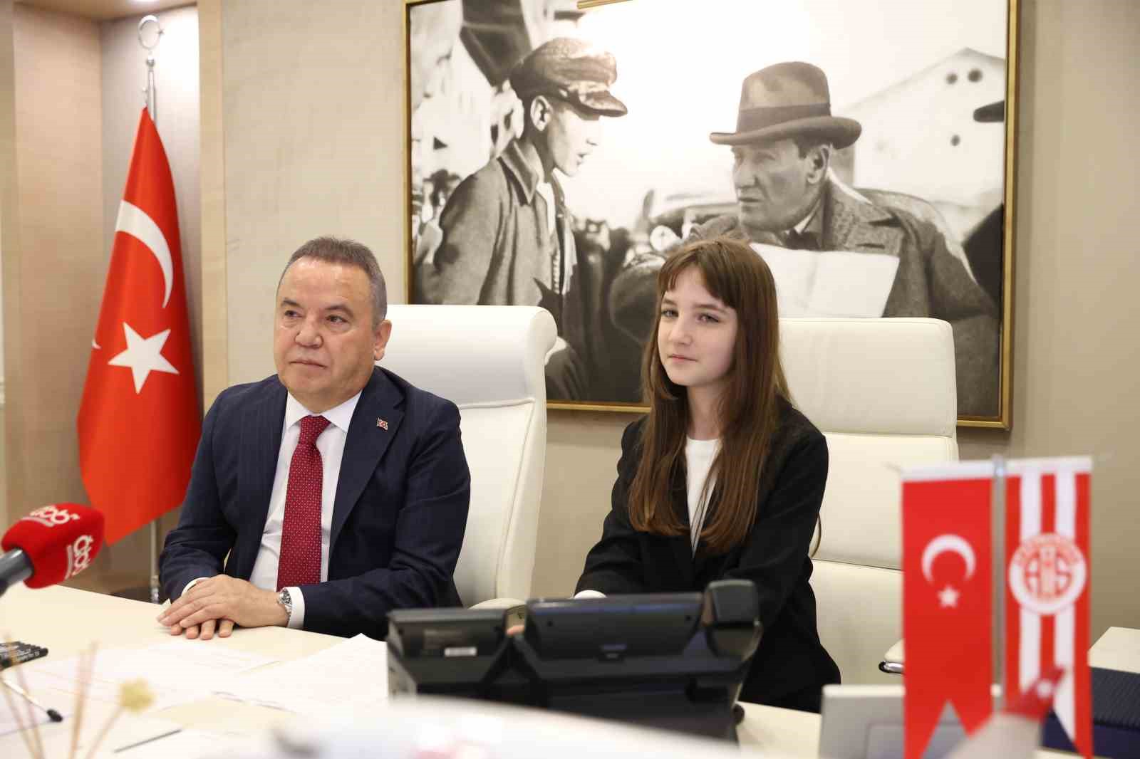 ANTALYA BÜYÜKŞEHİR BELEDİYE BAŞKANI MUHİTTİN BÖCEK, 23 NİSAN ULUSAL EGEMENLİK