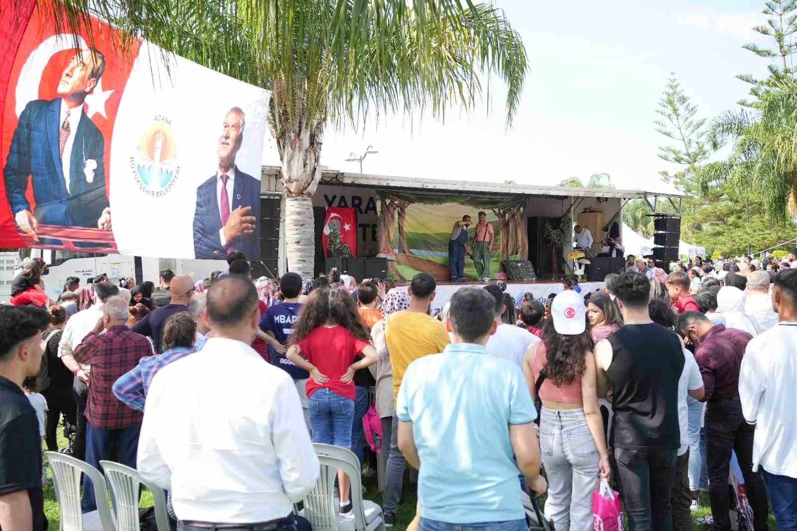 ADANA'DA DÜZENLENEN ETKİNLİKTE ÇOCUKLAR GÖNÜLLERİNCE EĞLENDİ, PSİKO-SOSYAL EKİPLERİ DE ÇEŞİTLİ