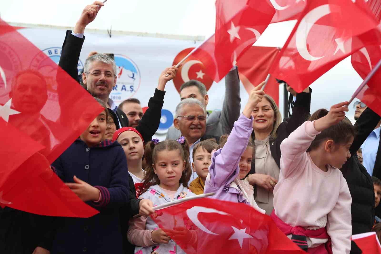 KAYSERİ BÜYÜKŞEHİR BELEDİYE BAŞKANI DR. MEMDUH BÜYÜKKILIÇ, BÜYÜKŞEHİR BELEDİYESİ SPOR