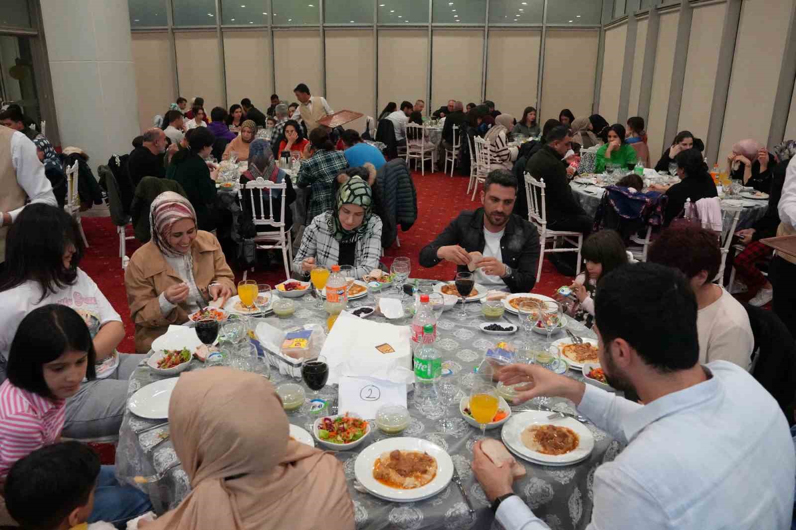 BURSA BÜYÜKŞEHİR BELEDİYESİ, YARDIMLAŞMA AYI RAMAZAN’DA BUĞDAY UNU İHTİVA EDEN