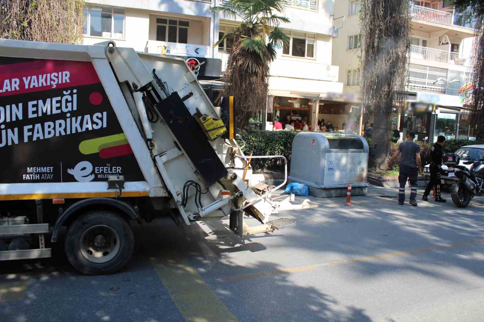 AYDIN’IN EFELER İLÇESİNDE BİR ÇÖP KONTEYNERİNE SÖNMEMİŞ HALDE DÖKÜLEN SOBA