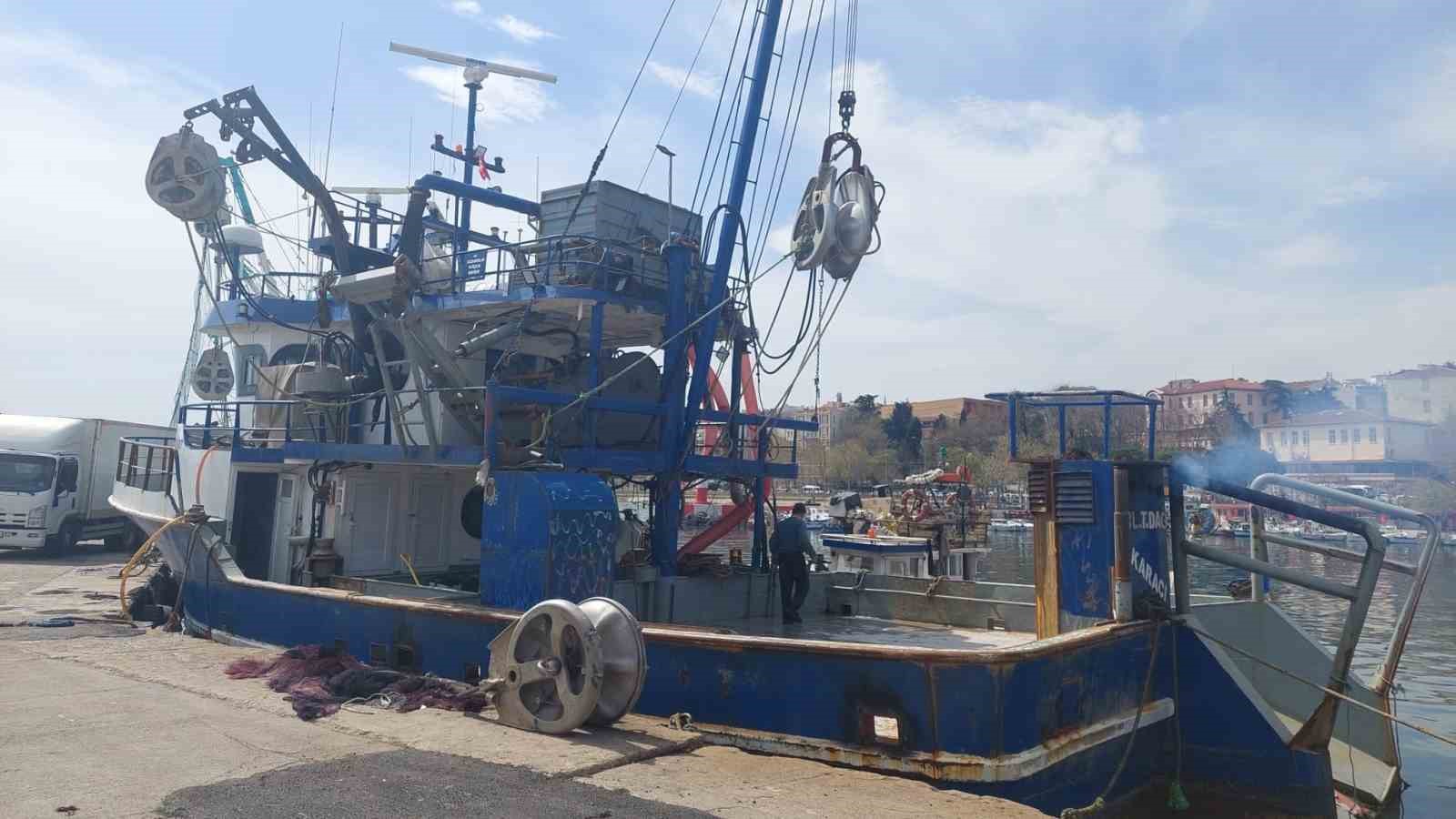PAYDOS EDEN TAYFALAR, BUNDAN SONRAKİ SÜREÇTE AV YASAĞININ BİTECEĞİ 1