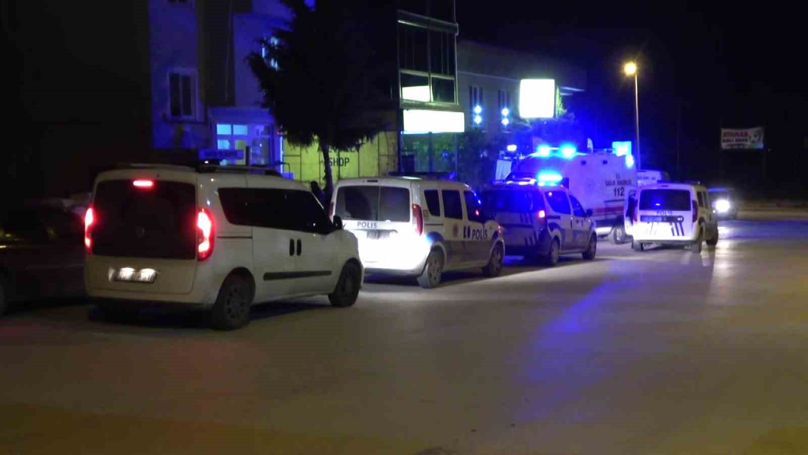 DENİZLİ’DE KAÇAK ALKOL ALDIĞI İDDİA EDİLEN TEKSTİL SAHİBİ, YAŞADIĞI EVİNDE