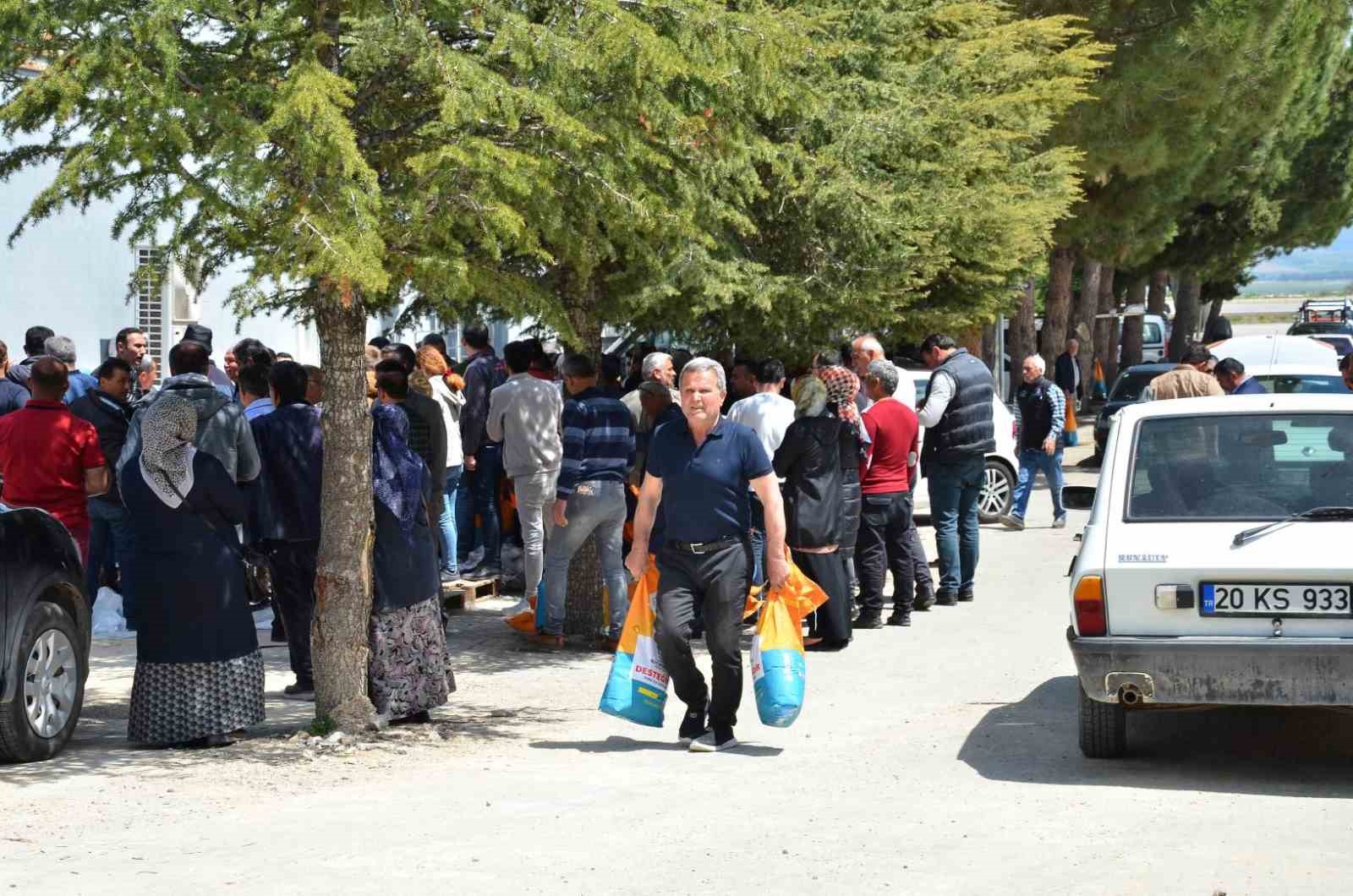 DENİZLİ’DE YÜZDE 50 HİBELİ “YERLİ SİLAJLIK MISIR YETİŞTİRİCİLİĞİ PROJESİ” ÇERÇEVESİNDE,
