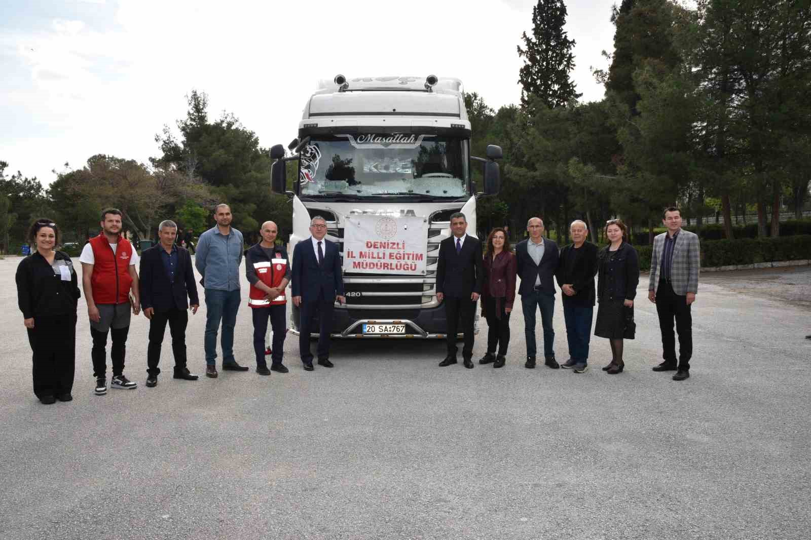 DENİZLİ’DEN DEPREM AFETİNİN YAŞANDIĞI BÖLGELERDE YAŞAYAN DEPREMZEDE VATANDAŞLAR VE ÖĞRENCİLERİN