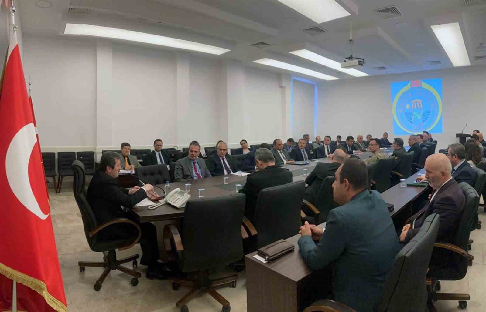 MUĞLA İL İDARE ŞUBE BAŞKANLARI TOPLANTISI VALİ ORHAN TAVLI BAŞKANLIĞINDA