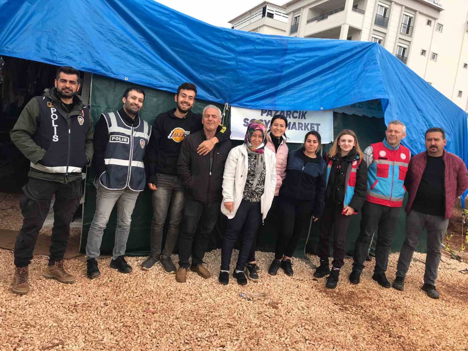 DÜZCE’DEN KAHRAMANMARAŞ’A GİDEN SOSYAL YARDIMLAŞMA VE DAYANIŞMA VAKFI EKİPLERİ PAZARCIK