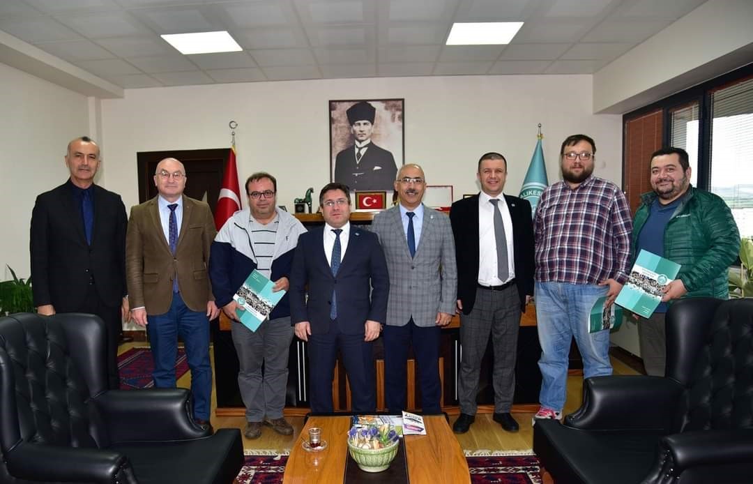 DEPREM BÖLGESİNDEN DÖNEN BAÜN'LÜ MÜHENDİS AKADEMİSYENLERE ÖDÜL