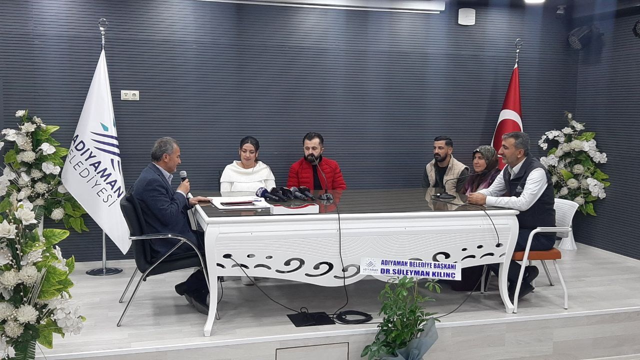 DEPREM SONRASI NORMALLEŞMEYE ÇALIŞAN ADIYAMAN’DA 6 ŞUBAT’TAN SONRA İLK NİKAH