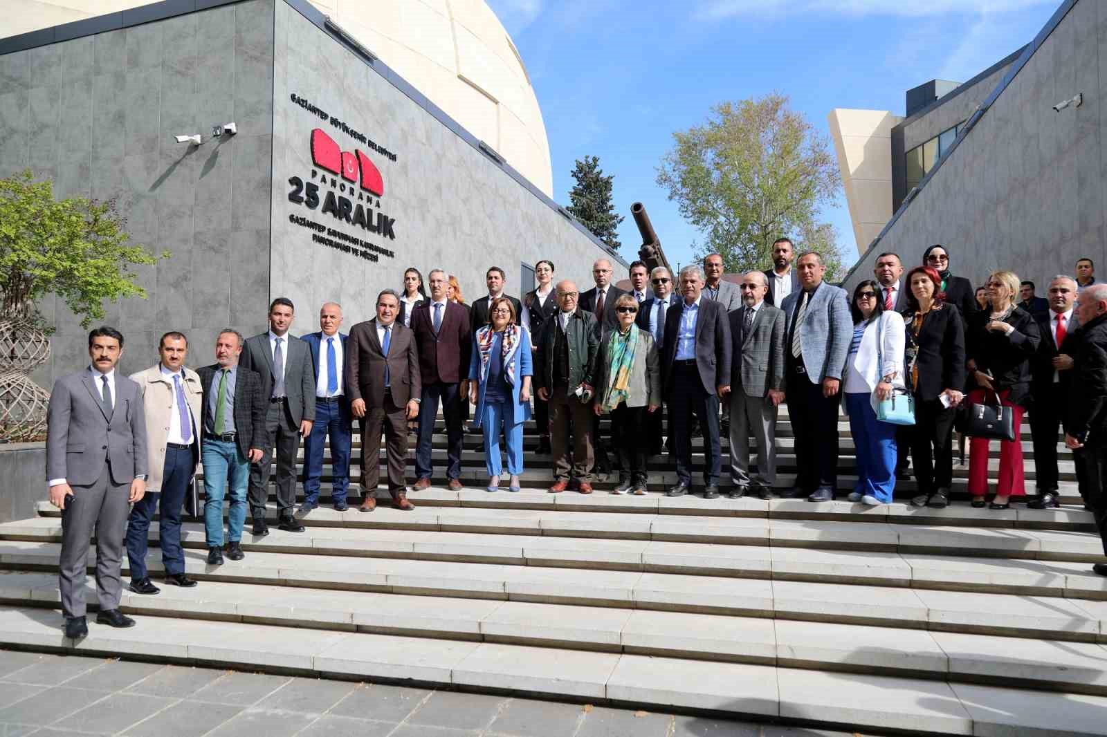 TARİHİ GAZİANTEP KALESİ’NİN RESTORASYONU BAŞLIYOR