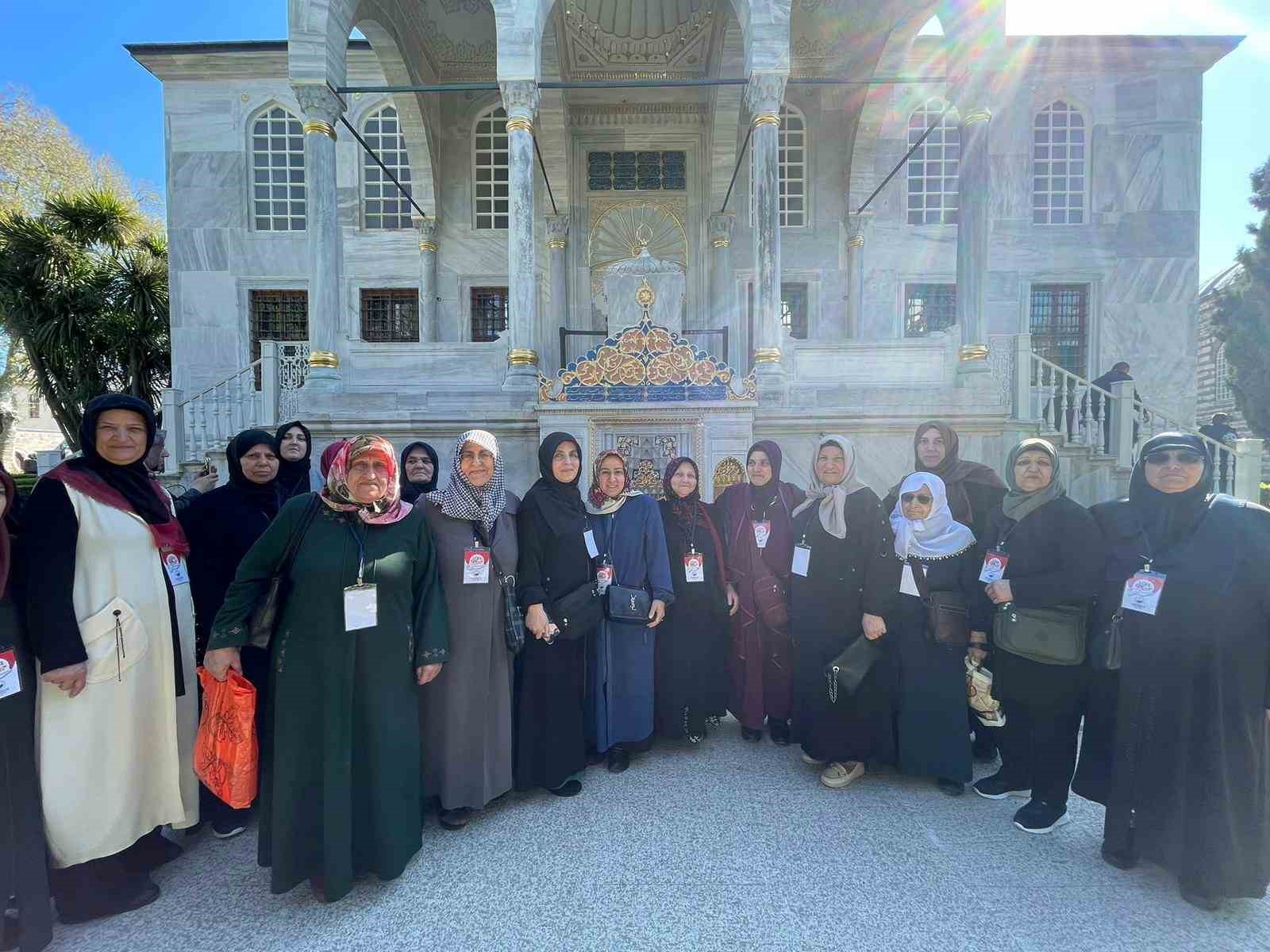 DERİNCE BELEDİYESİ’NİN TOPKAPI SARAYI, AYASOFYA CAMİ VE EYÜP SULTAN’I KAPSAYAN