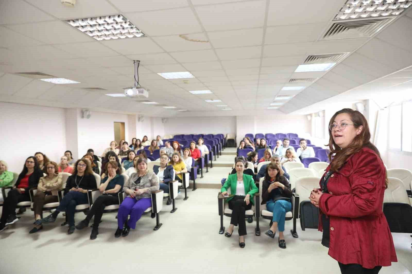 İZMİR GENELİNDE YAKLAŞIK 20 BİN KİŞİYE ULAŞARAK GELENEKSEL TIBBI ANLATACAK