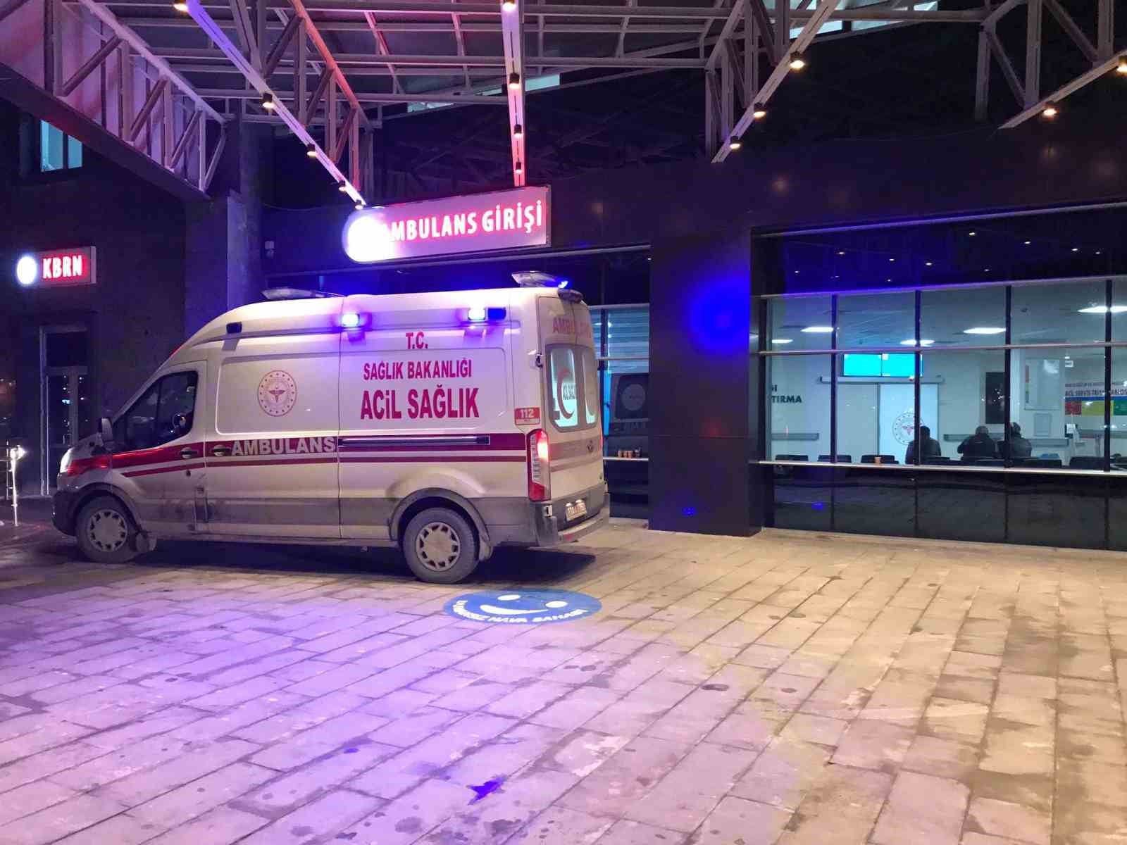DEVRİLEN MOTOSİKLET SÜRÜCÜSÜ YARALANDI