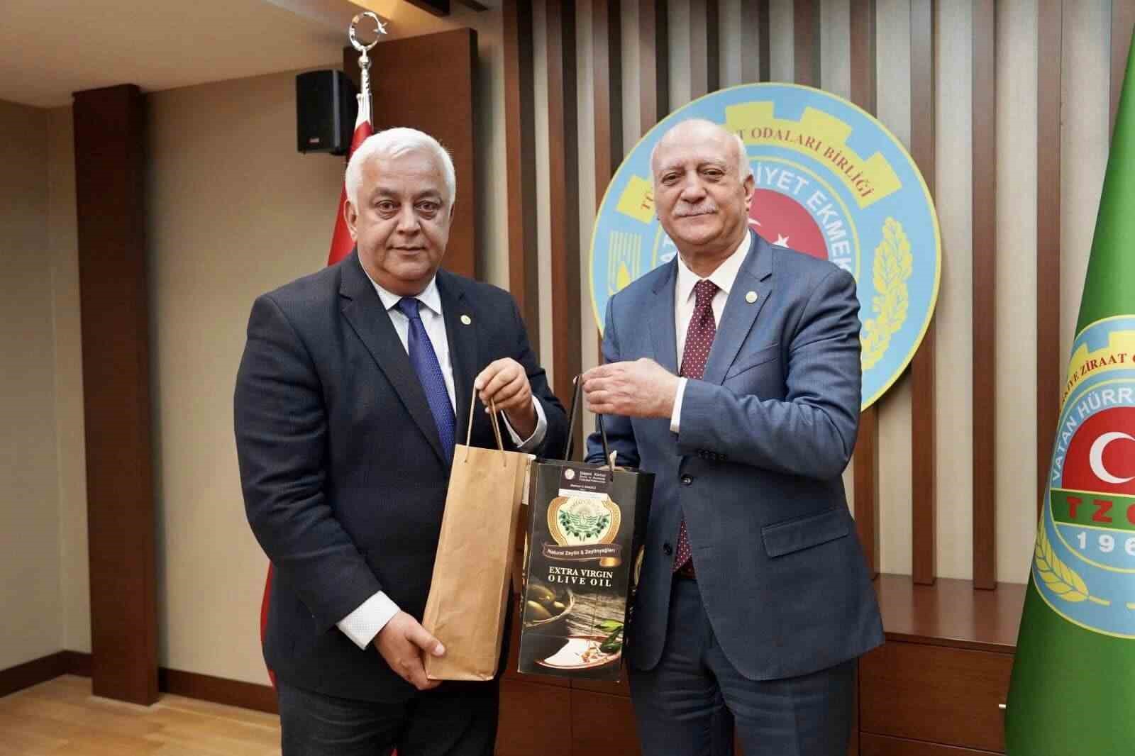 BALIKESİR’DEKİ ZİRAAT ODALARININ BAŞKANLARI BİRLİKTE TÜRKİYE ZİRAAT ODALARI BİRLİĞİ (TZOB)