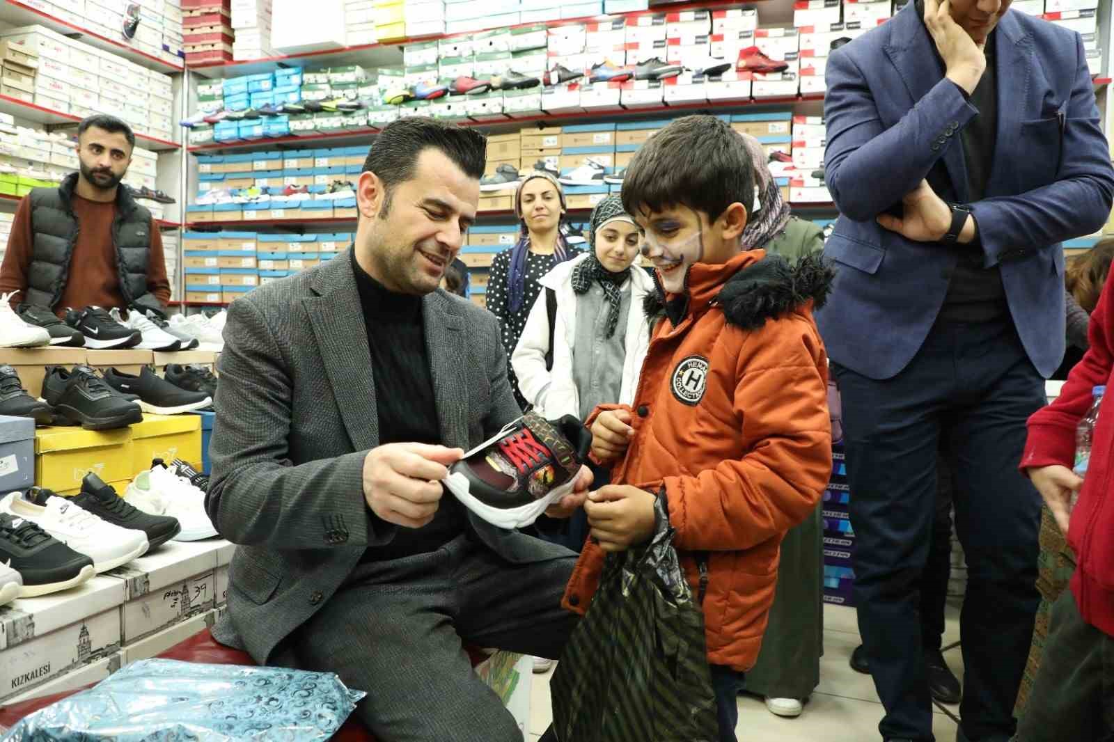 DİYARBAKIR YENİŞEHİR BELEDİYESİ VE YENİŞEHİR KAYMAKAMLIĞI SOSYAL YARDIMLAŞMA VAKFI, YETİMLER