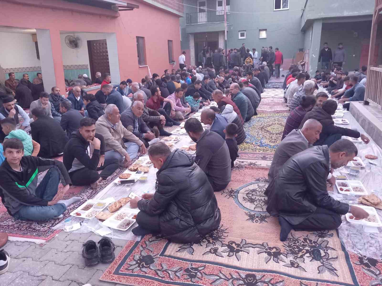 DİYARBAKIR KUYUMCULAR VE SARRAFLAR ODASI BAŞKANI VE YÜKSEL KUYUMCULUK YÖNETİM