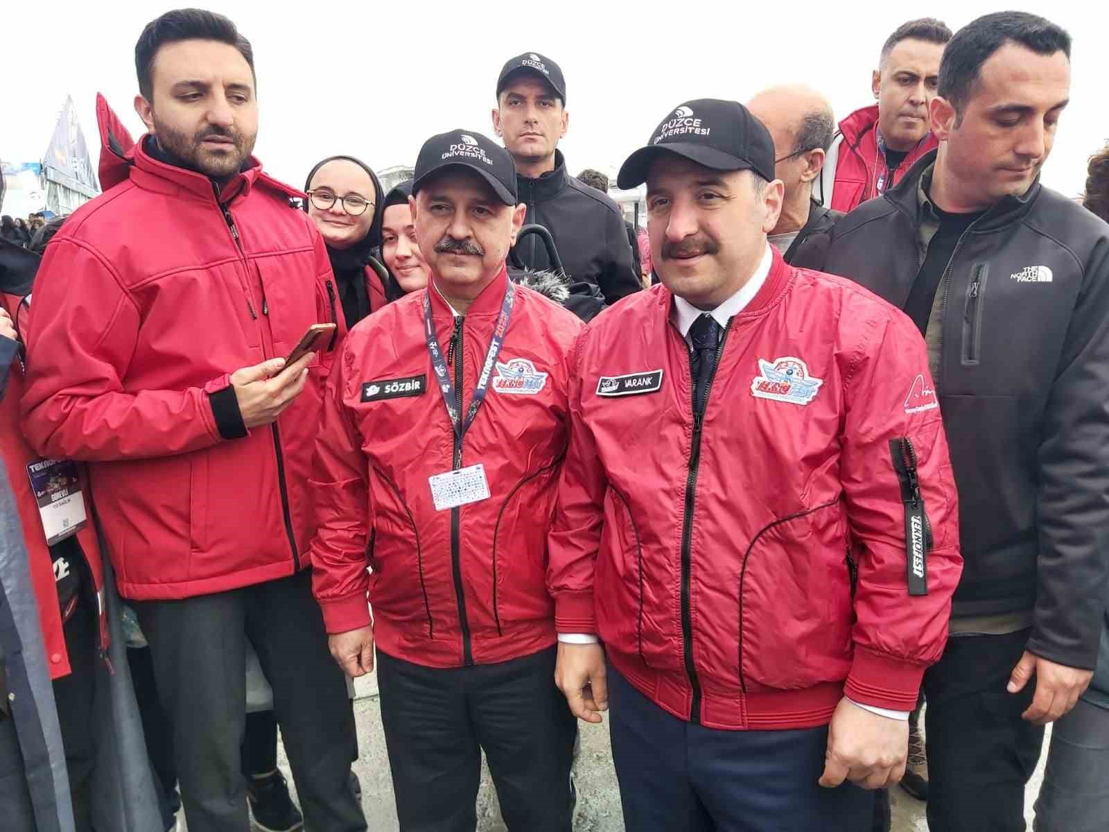 DÜZCE ÜNİVERSİTESİ, HAVACILIK, UZAY VE TEKNOLOJİ FESTİVALİ’NİN (TEKNOFEST) DÜZENLENDİĞİ İSTANBUL’DA