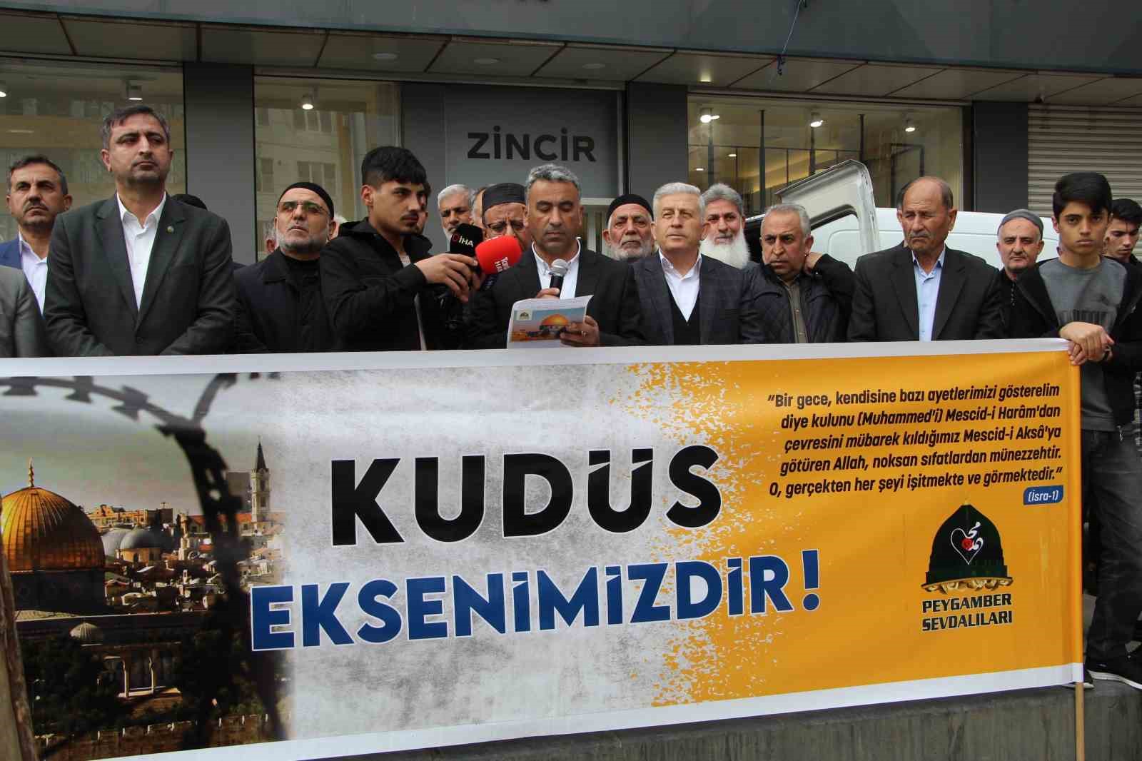 HER YIL DÜNYA KUDÜS GÜNÜ OLARAK KUTLANAN RAMAZAN AYININ SON