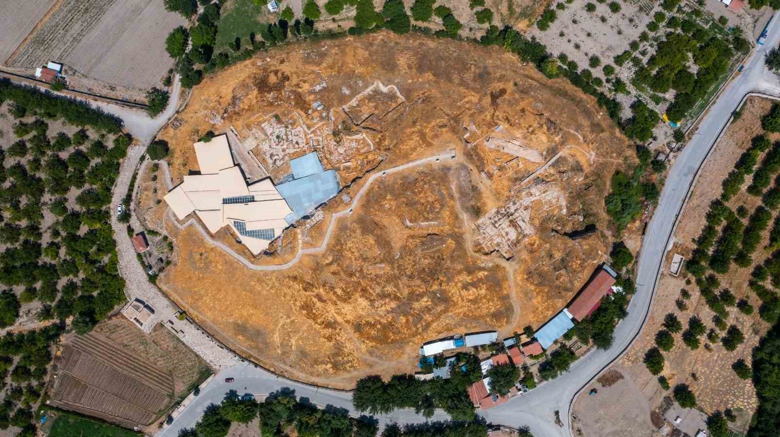 KAHRAMANMARAŞ MERKEZLİ DEPREMLER SONRASI ZİYARETE KAPATILAN UNESCO DÜNYA MİRAS LİSTESİNDE