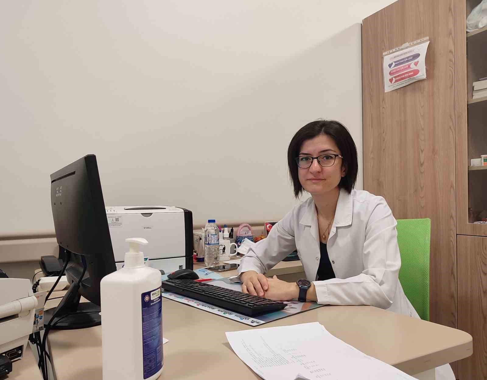 MERKEZEFENDİ DEVLET HASTANESİNDE GÖREVLİ KARDİYOLOJİ UZMANI DR. ÜMMÜ TAŞ, “KALP