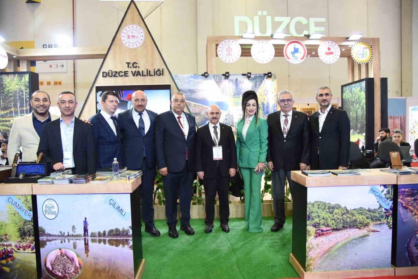 DÜZCE ÜNİVERSİTESİ, DÜNYANIN EN BÜYÜK 5 TURİZM FUARI ARASINDA YER