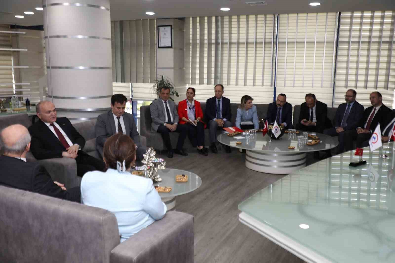 MİLLİ EĞİTİM BAKAN YARDIMCISI SADRİ ŞENSOY, BİR DİZİ TEMASLARDA BULUNMAK