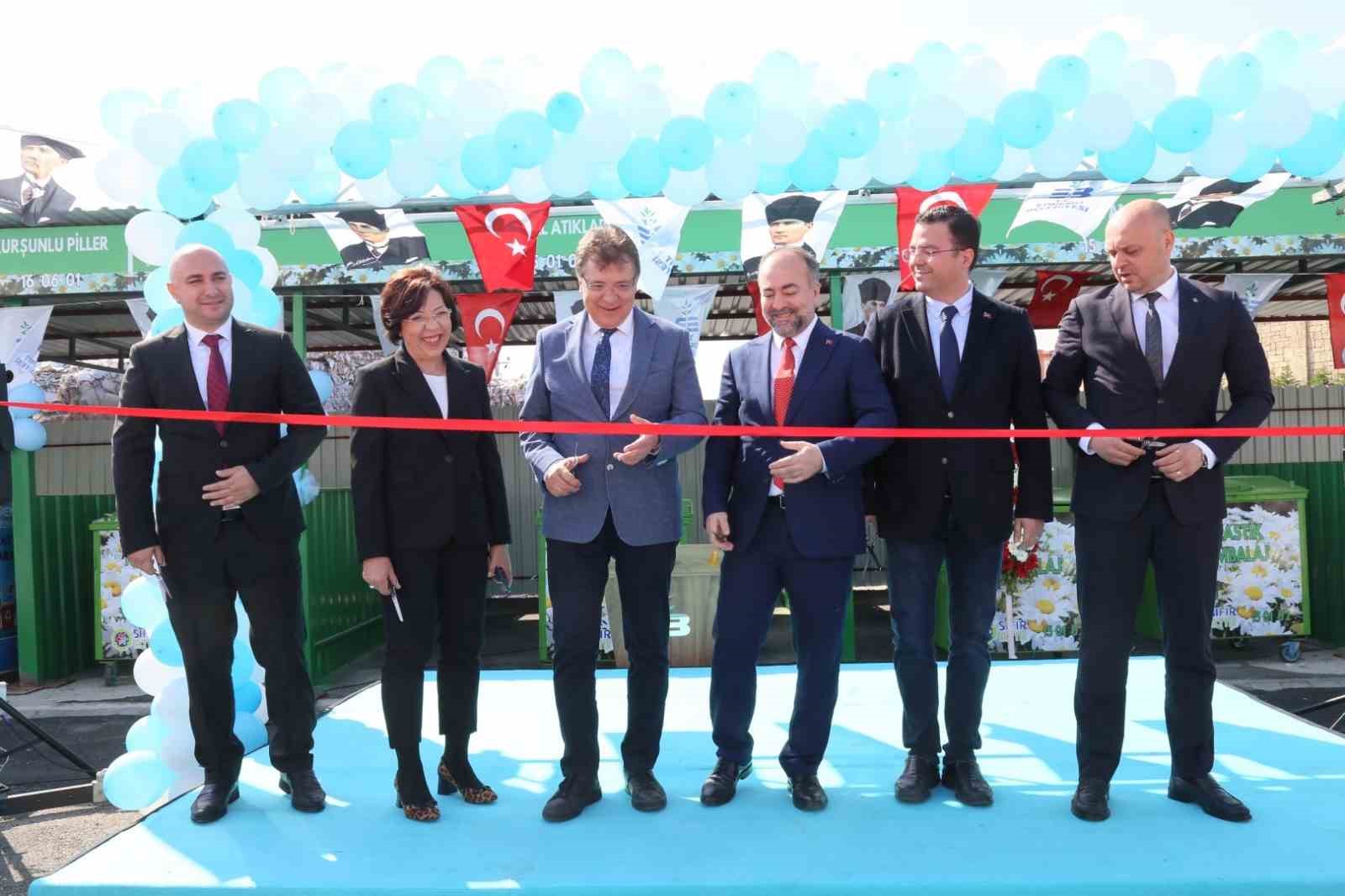 BALIKESİR’İN EDREMİT BELEDİYESİ “SIFIR ATIK” PROJESİ DAHİİLİNDE GERİ KAZANILABİLİR ATIKLARIN