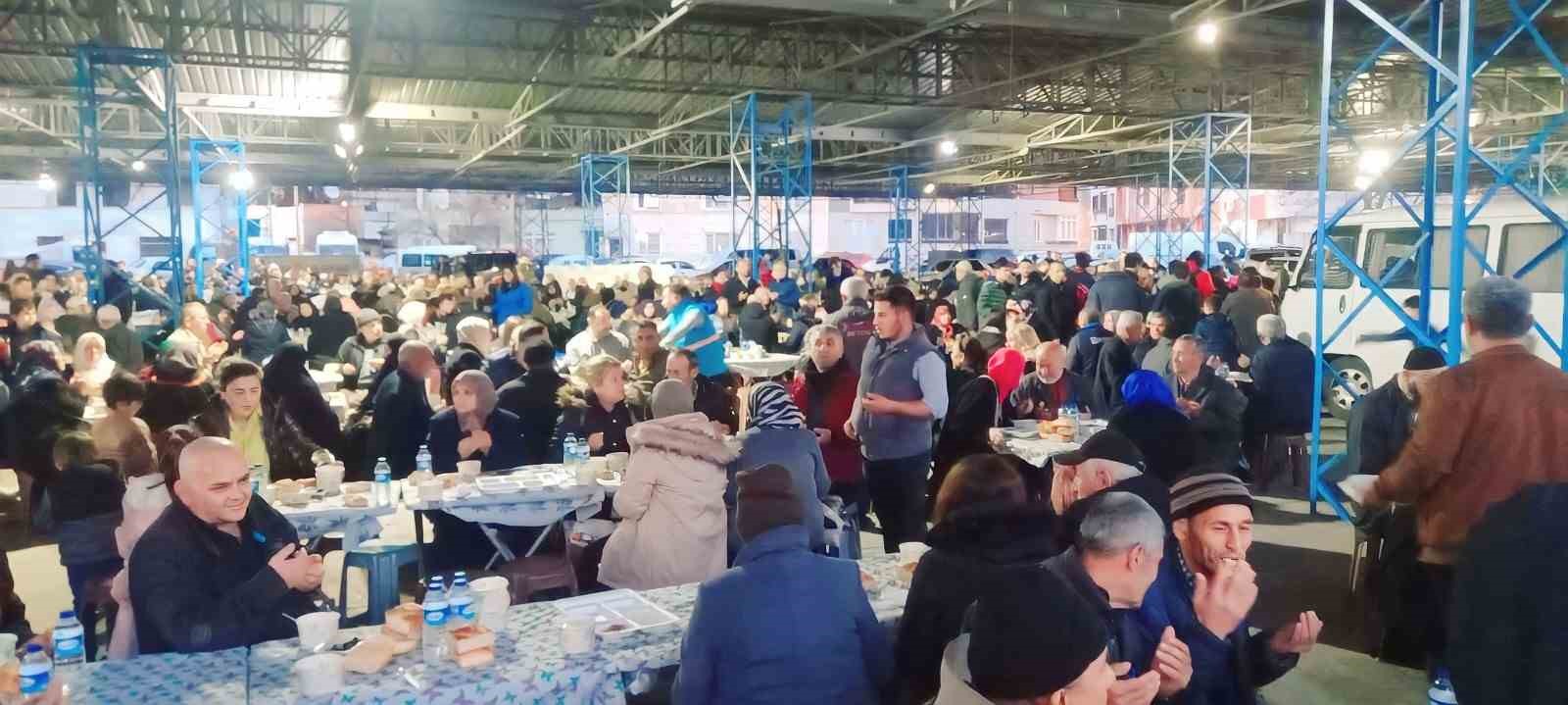 EDREMİT İLÇESİNDE AK PARTİ EDREMİT İLÇE TEŞKİLATI TARAFINDAN DÜZENLENEN ‘BİRLİK,