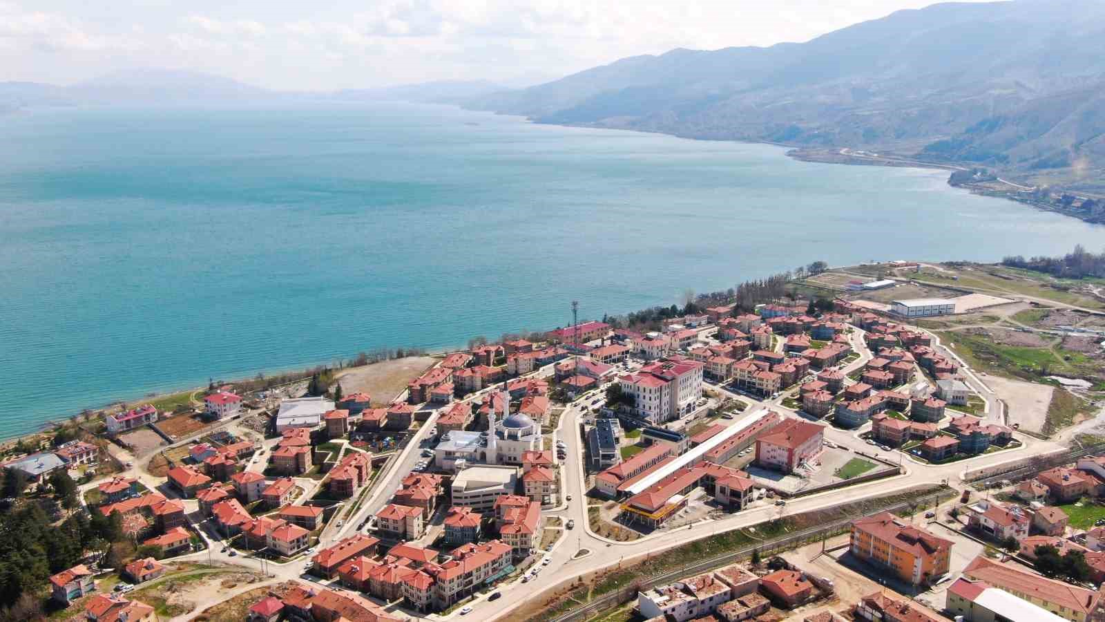 ELAZIĞ’DA GECE MEYDANA GELEN 4,6 BÜYÜKLÜĞÜNDEKİ DEPREMİN ARDINDAN 24 ARTÇI