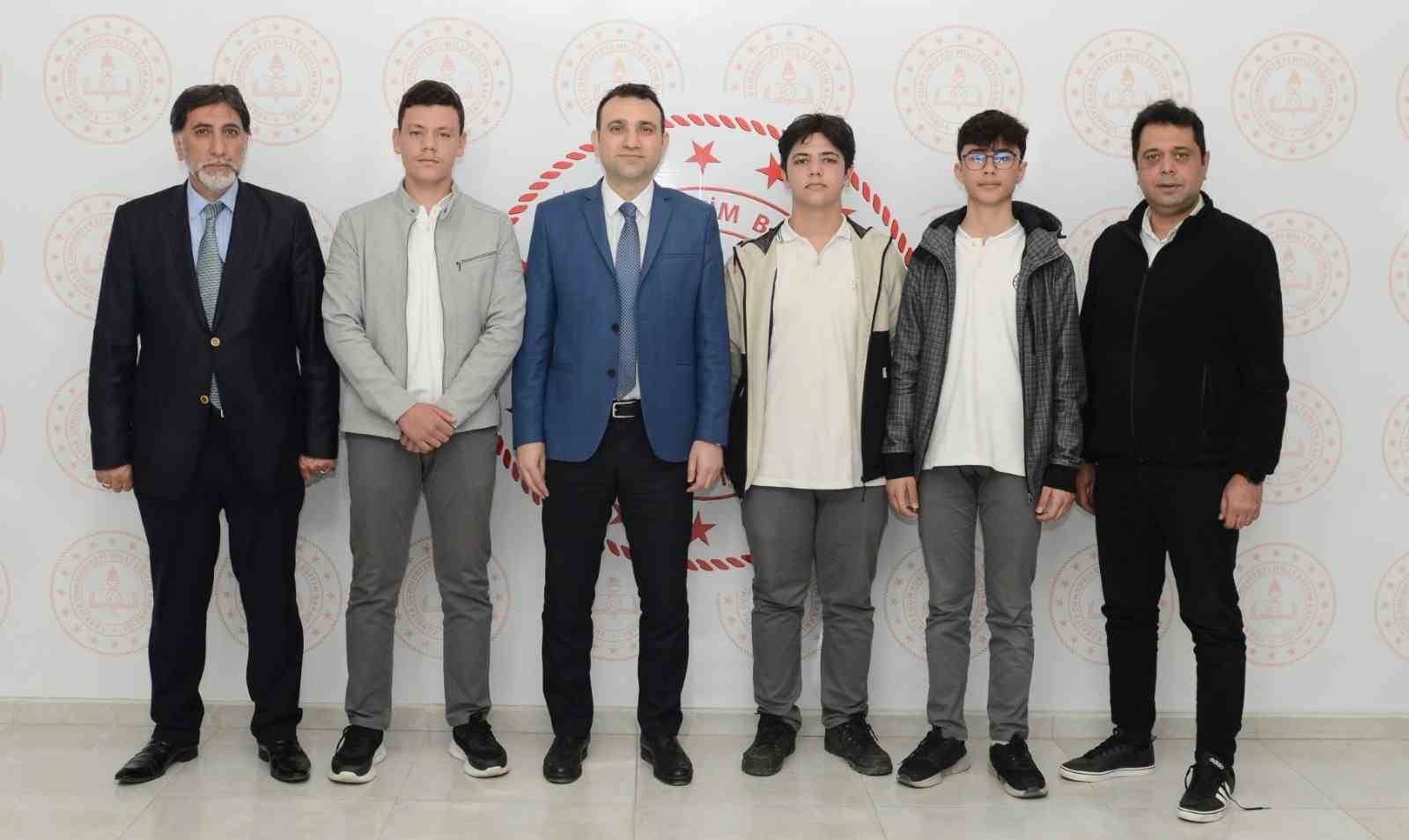 MALATYA’DA YAPILAN TÜBİTAK 2204-A LİSE ÖĞRENCİLERİ ARASI ARAŞTIRMA PROJELERİ YARIŞMASINDA