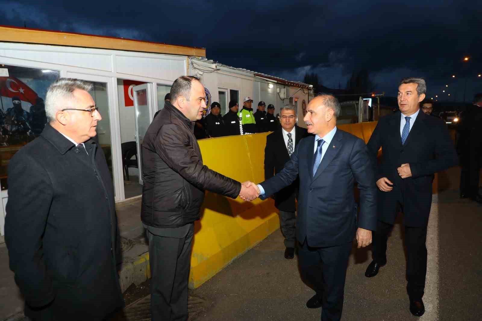 EMNİYET GENEL MÜDÜRÜ MEHMET AKTAŞ VE İL EMNİYET MÜDÜRÜ LEVENT