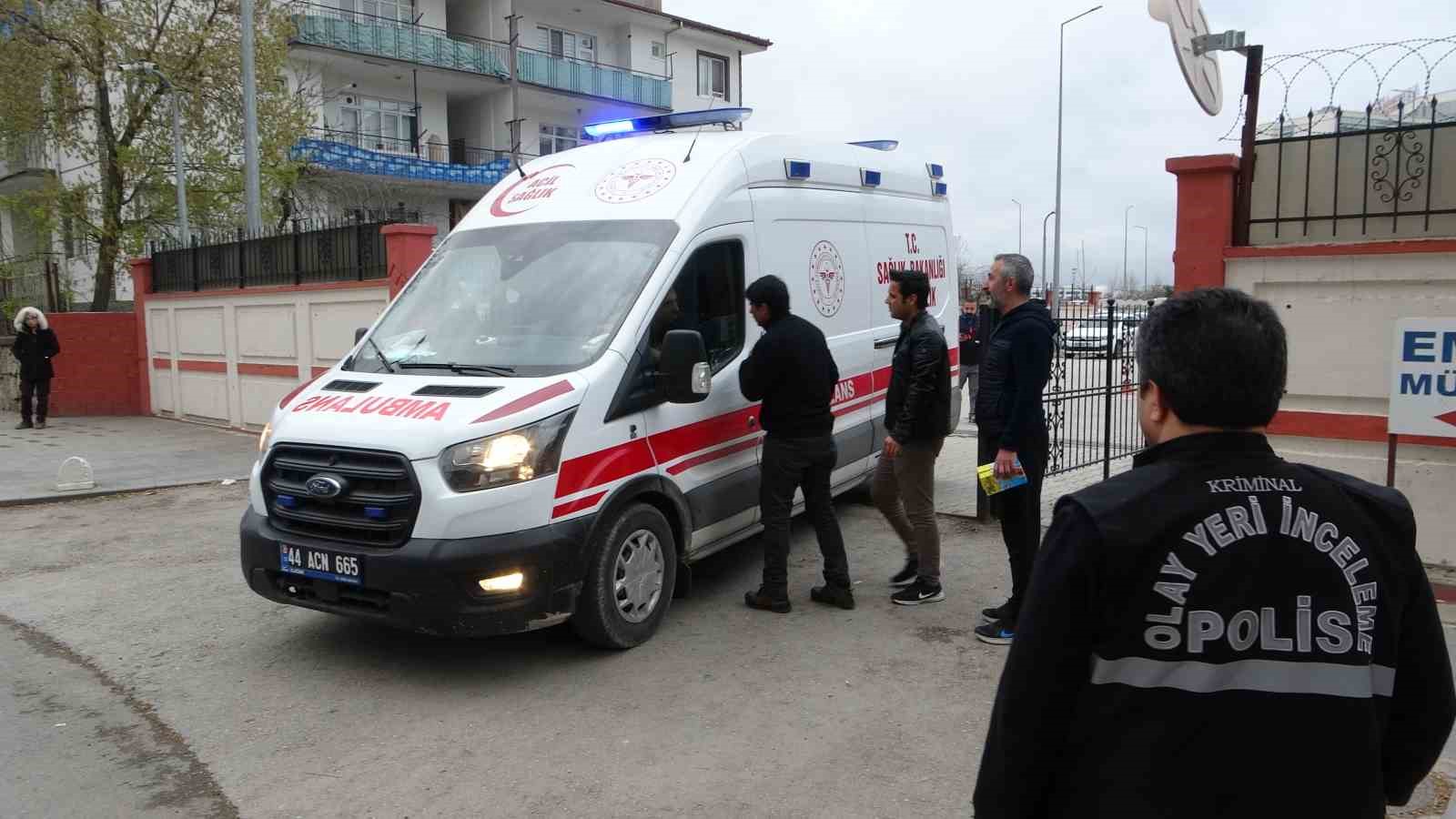 EMNİYET NİZAMİDE AİLE İÇİ KAVGA: 1 YARALI 3 GÖZALTI