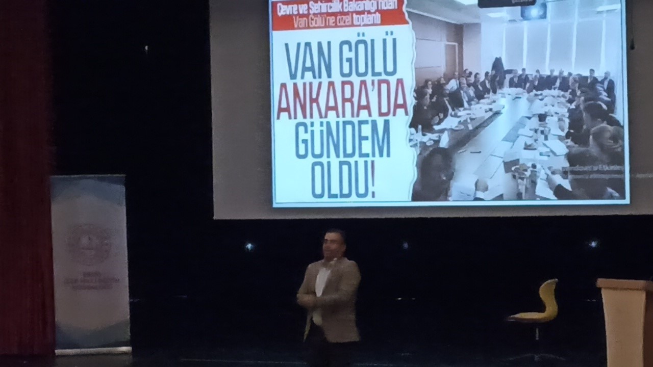 VAN’IN ERCİŞ İLÇESİNDE ‘ÇEVRE ENERJİ VE İKLİM DEĞİŞİKLİĞİ KONFERANSI’ DÜZENLENDİ.