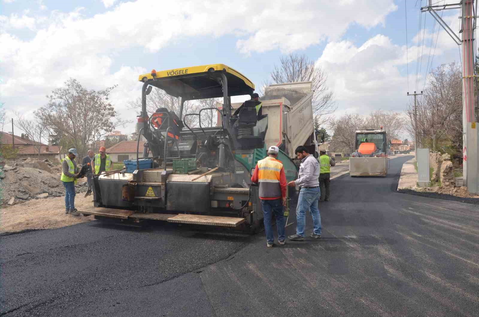 SICAK ASFALT ÇALIŞMALARINA HIZLI BİR GİRİŞ YAPAN EREĞLİ BELEDİYE GEÇTİĞİMİZ