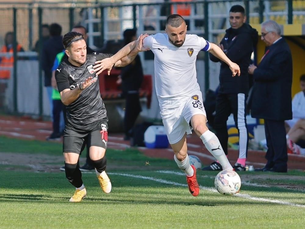 TFF 2. LİG KIRMIZI GRUP’TA BUCASPOR 1928 FORMASI GİYEN TECRÜBELİ