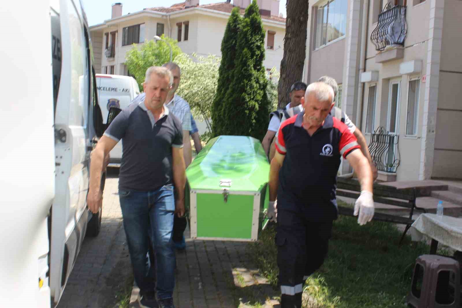 DÜZCE'DE 25 YILLIK EŞİNİ BOĞARAK ÖLDÜREN SANIK 18 YIL 4