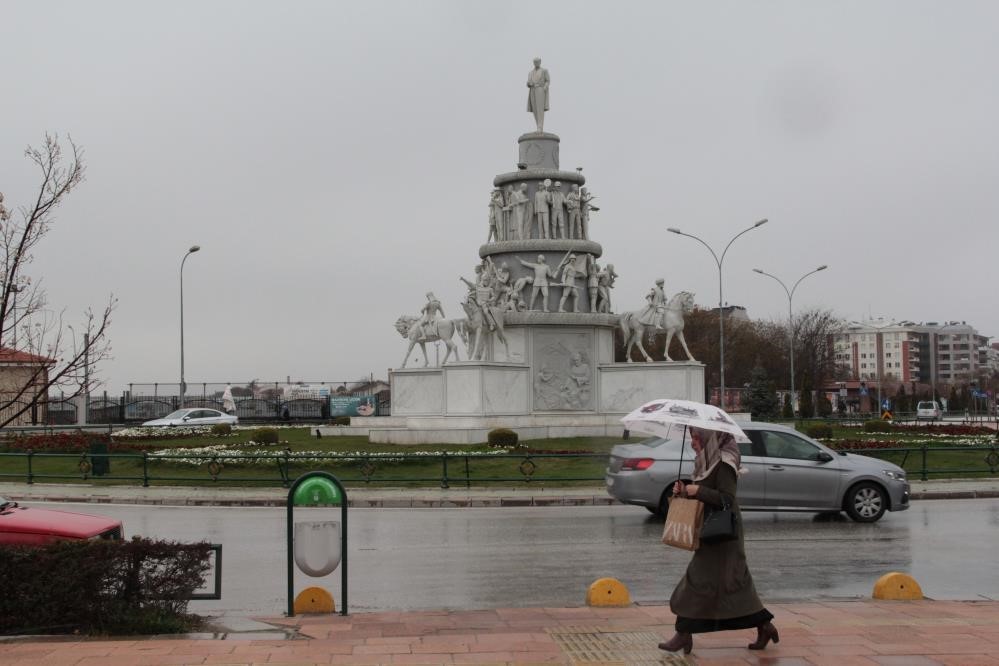 METEOROLOJİ 3. BÖLGE MÜDÜRLÜĞÜ TARAFINDAN YAPILAN HAVA TAHMİNİNE GÖRE ESKİŞEHİR’DE