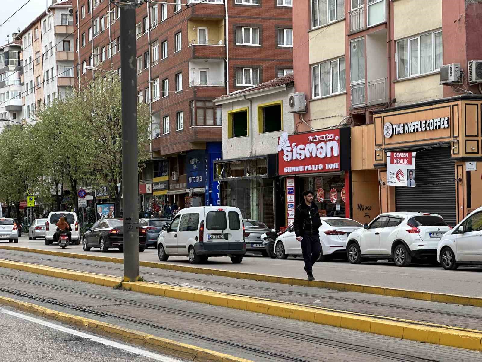 ESKİŞEHİR'DE GEÇTİĞİMİZ GÜNLERDE YAŞANAN VE BİR KADININ FECİ BİR ŞEKİLDE