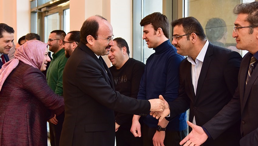 RAMAZAN BAYRAMI MÜNASEBETİYLE ERZURUM TEKNİK ÜNİVERSİTESİ’NDE (ETÜ) BAYRAMLAŞMA PROGRAMI GERÇEKLEŞTİRİLDİ.