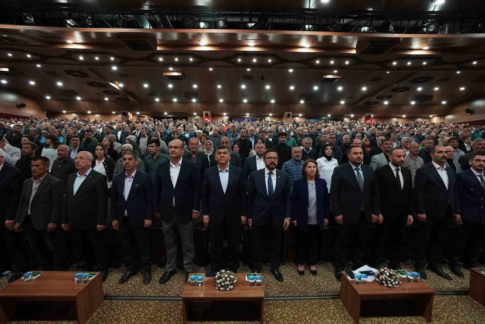 FADILOĞLU: “EKİBİN BİR MENSUBU OLMAKTAN ONUR VE GURUR DUYUYORUM”