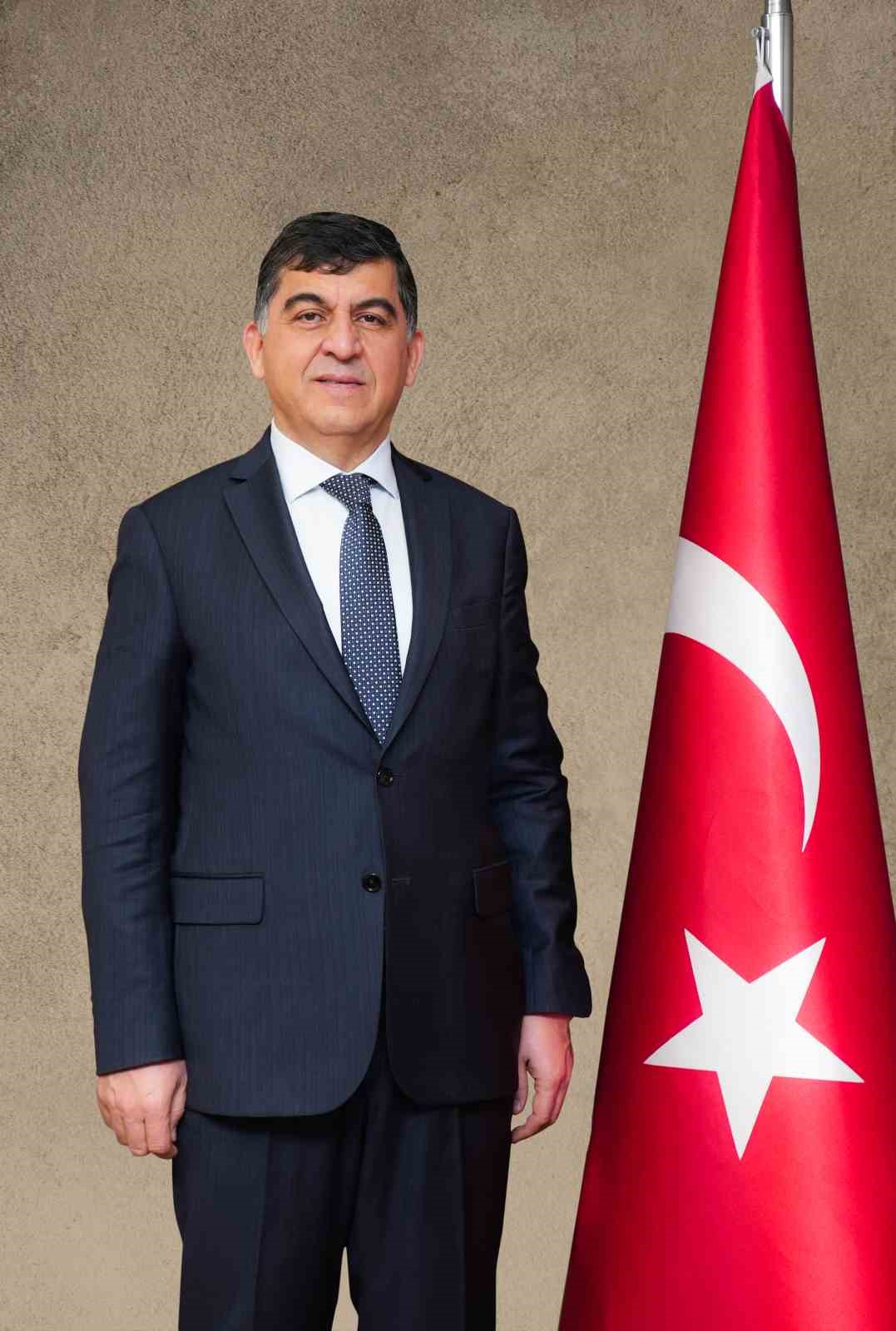 FADILOĞLU, EMEK VE DAYANIŞMA GÜNÜ’NÜ TEBRİK ETTİ