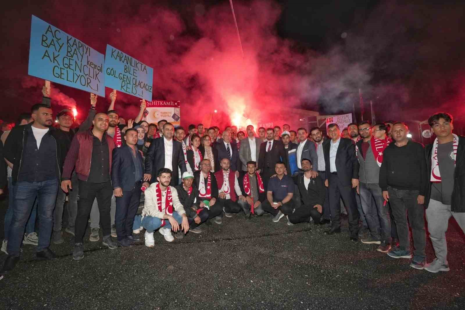 ŞEHİTKAMİL BELEDİYE BAŞKANI RIDVAN FADILOĞLU İLE ESKİ ADALET BAKANI VE