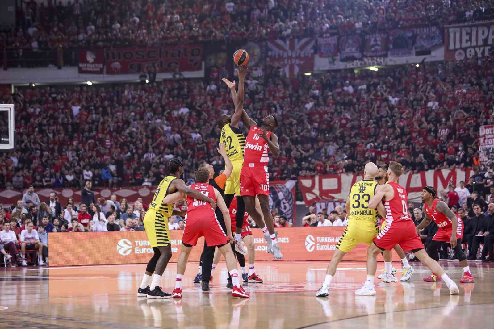 FENERBAHÇE BEKO, THY EUROLEAGUE PLAY-OFF TURU İKİNCİ MAÇINDA OLYMPİAKOS'U 82-78